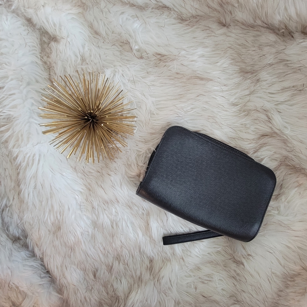 Louis Vuitton Taiga Baikal Wristlet